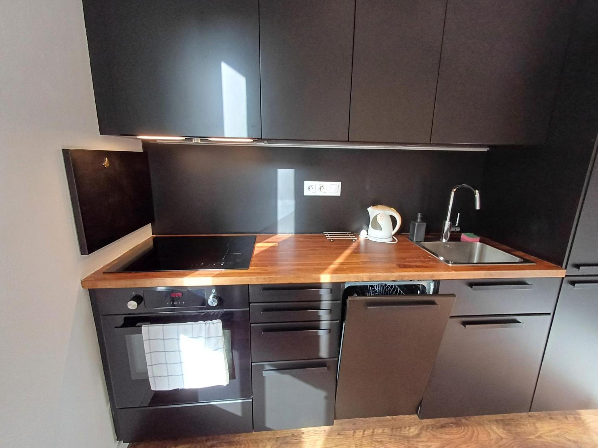 Entrez Apartment Mlynska Basta - Kosice Old Center ภายนอก รูปภาพ