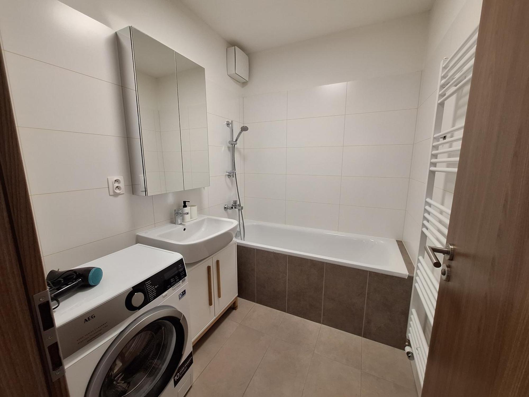 Entrez Apartment Mlynska Basta - Kosice Old Center ภายนอก รูปภาพ